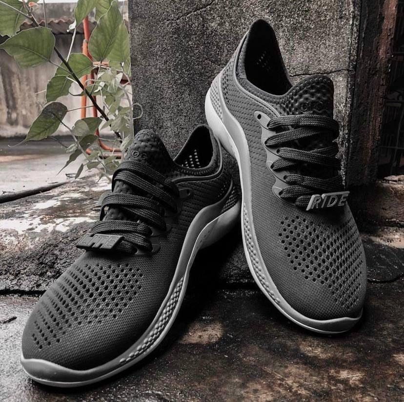 Кросівки Crocs Literide 360 Pacer Slate р. 36-37 Чорний (14036) - фото 2 Кросівки Crocs Literide 360 Pacer Slate р. 36-37 Чорний (14036) - фото 2