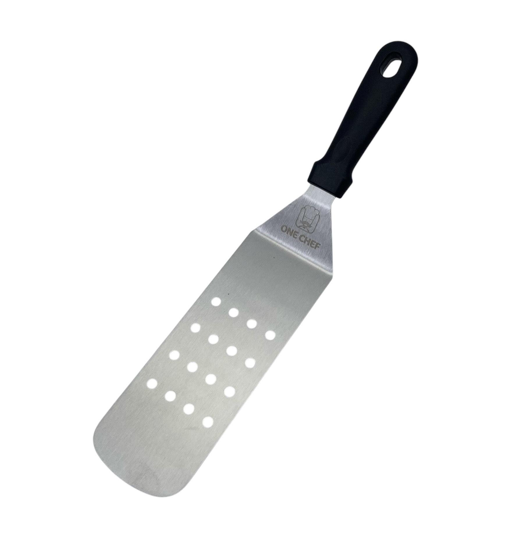 Лопатка кухонная перфорированная One Chef 36 см из нержавеющей стали с черной ручкой из пластика Лопатка кухонная перфорированная One Chef 36 см из нержавеющей стали с черной ручкой из пластика
