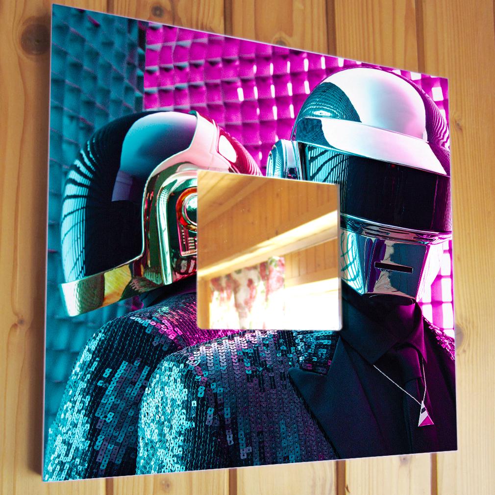 Зеркало декоративное Группа ''Daft Punk'' 260х260 мм (M04511)