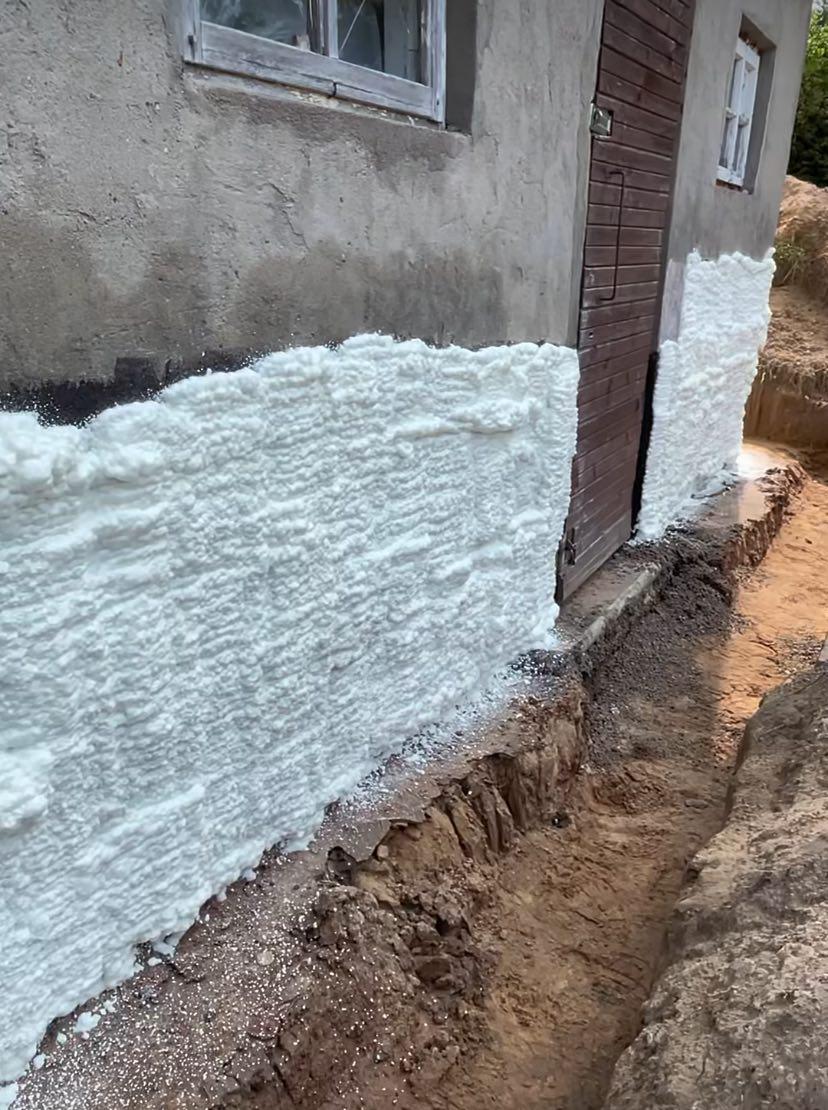 Утеплювач-термоізоляція Gudfor A++ 850 мл 12 шт. з пістолетом (03-9-1-029-12) - фото 17 Утеплювач-термоізоляція Gudfor A++ 850 мл 12 шт. з пістолетом (03-9-1-029-12) - фото 17