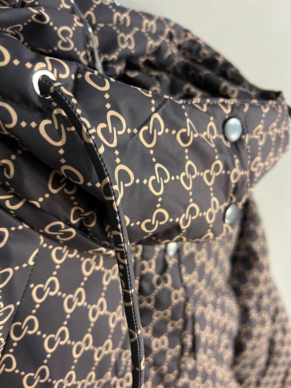 Куртка женская Joy one 7203 узор удлиненная с капюшоном пояс затяжка на талии XL Шоколад (3421) - фото 10 Куртка женская Joy one 7203 узор удлиненная с капюшоном пояс затяжка на талии XL Шоколад (3421) - фото 10