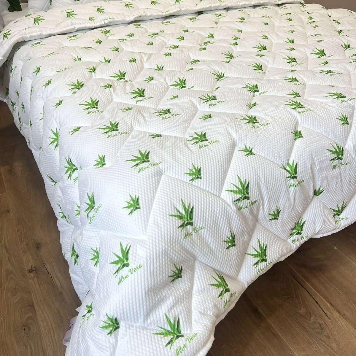 Одеяло зимнее Алоэ Вера 150х210 см (30222237)