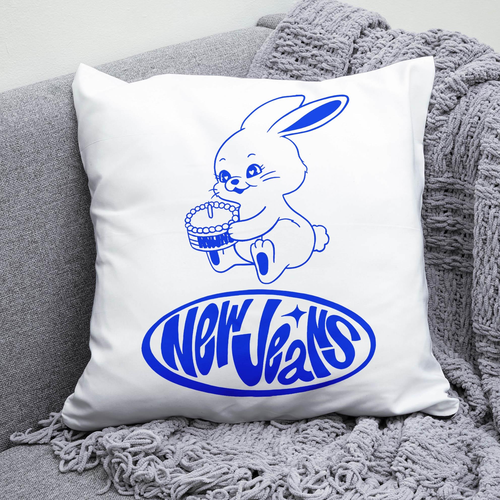 Плюшевая подушка квадрат с принтом K-Pop NewJeans