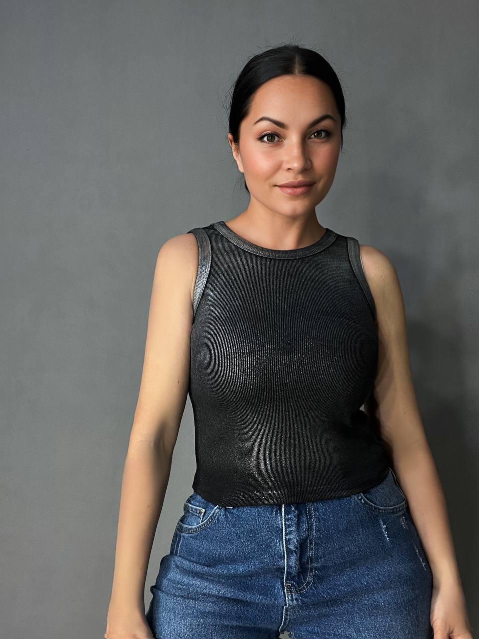 Майка женская A-N 332 базовая рубчик накат краска OS Черный (1971) - фото 10 Майка женская A-N 332 базовая рубчик накат краска OS Черный (1971) - фото 10