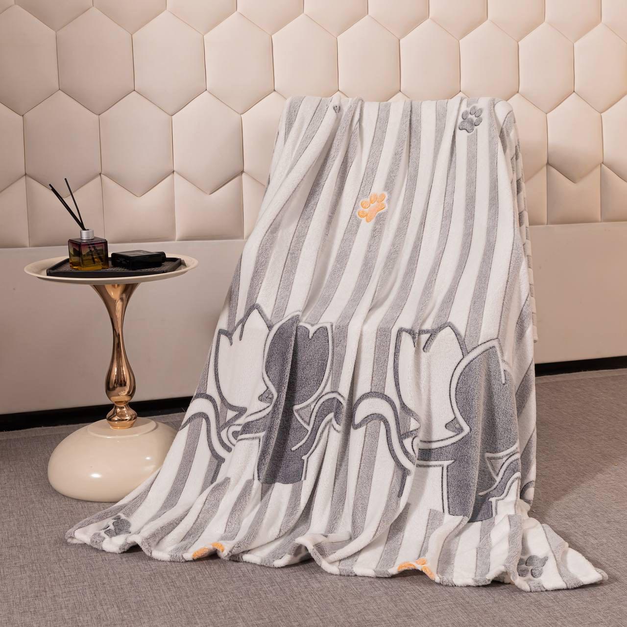 Плед-покрывало Malloory Home Плюшевый из микрофибры Коты 200x230 см Бело-серый (1873-1) - фото 1 Плед-покрывало Malloory Home Плюшевый из микрофибры Коты 200x230 см Бело-серый (1873-1) - фото 1