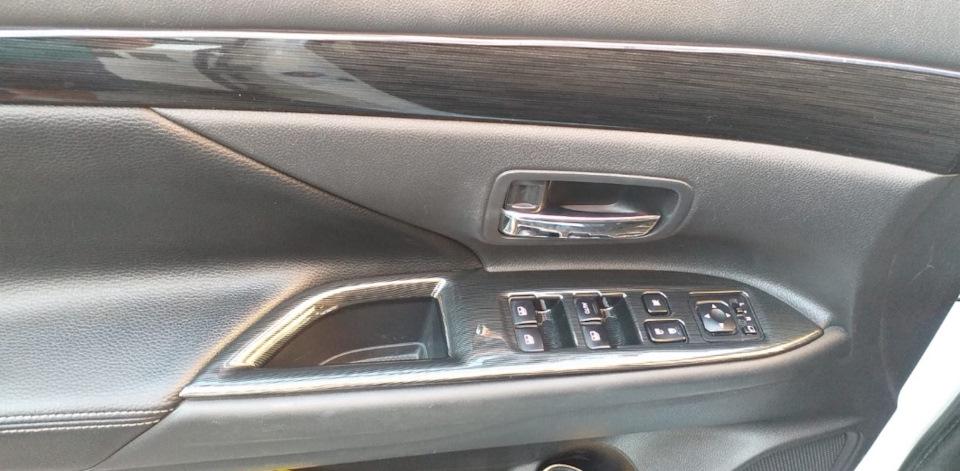 Накладки на підлокотники/карти дверей Mitsubishi Outlander 3 4 шт. (28106170) - фото 15 Накладки на підлокотники/карти дверей Mitsubishi Outlander 3 4 шт. (28106170) - фото 15
