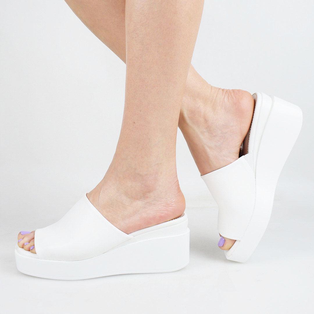 Шлепанцы женские 336777 р. 36 23 см