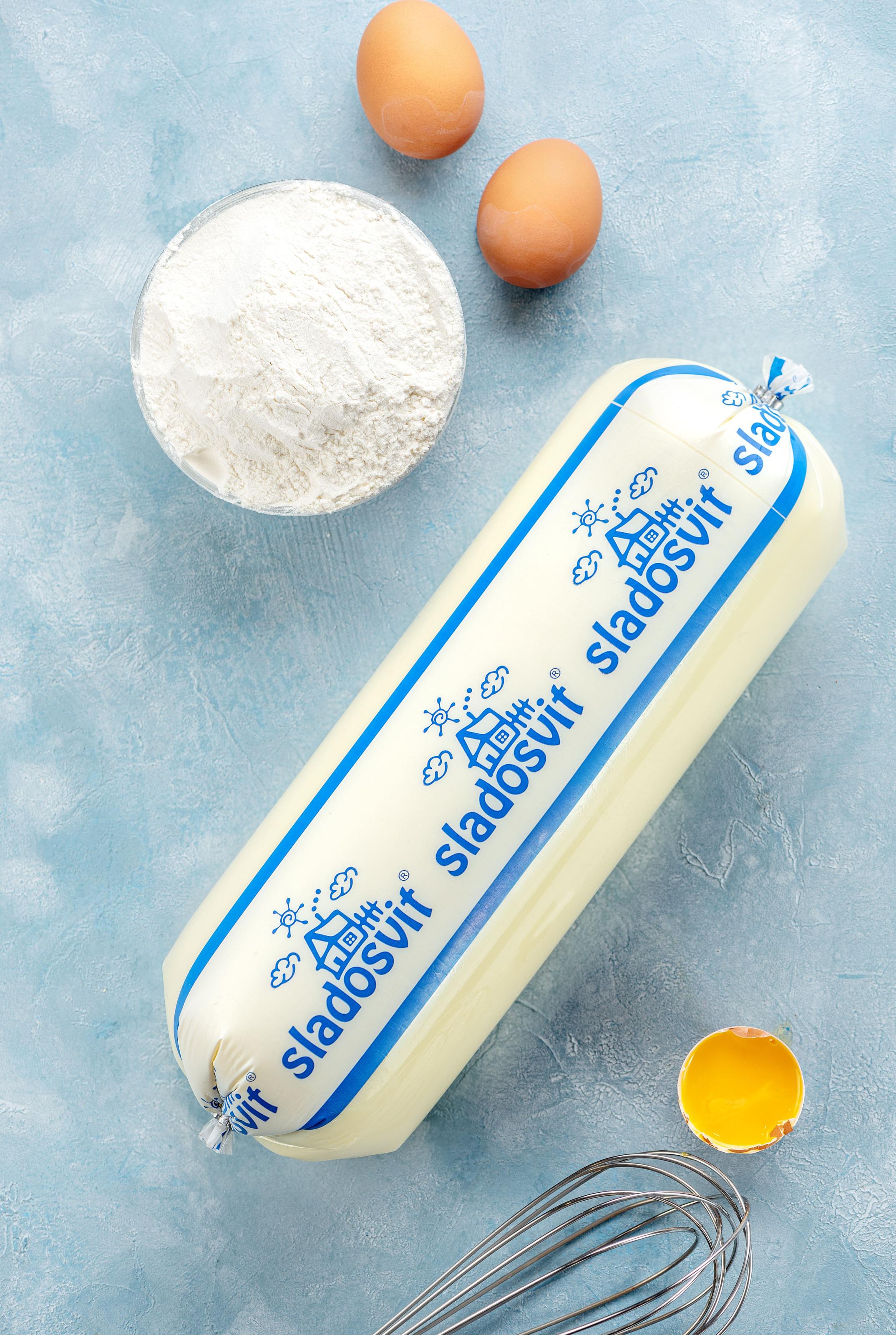 Згущений продукт харчовий Sladosvit з молоком ваговий 3 кг (0000033)