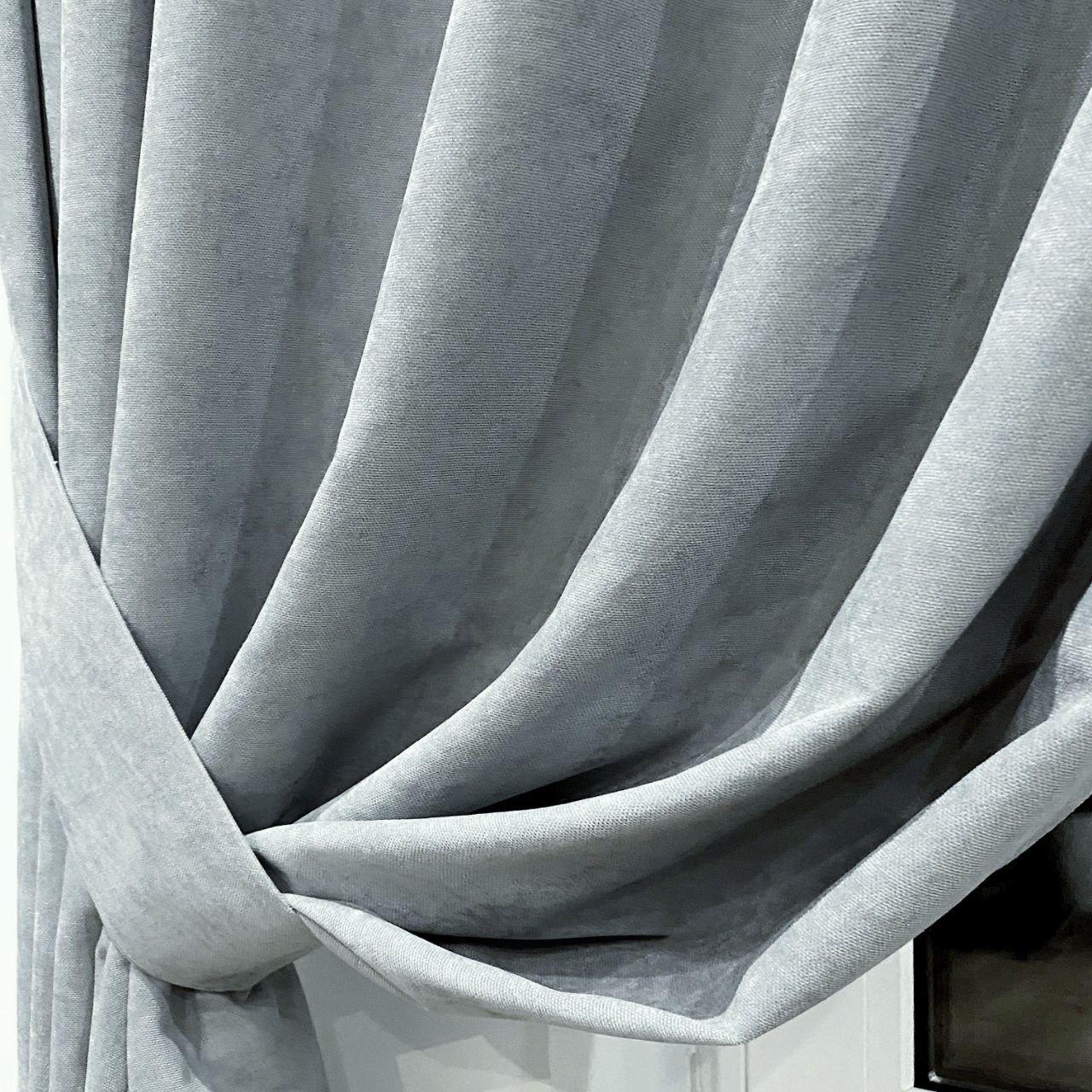 Штора на черных люверсах с подхватом микровелюр 150х250 см 1 шт. Серо-голубой (5801525-MT11/150-BL) - фото 4 Штора на черных люверсах с подхватом микровелюр 150х250 см 1 шт. Серо-голубой (5801525-MT11/150-BL) - фото 4