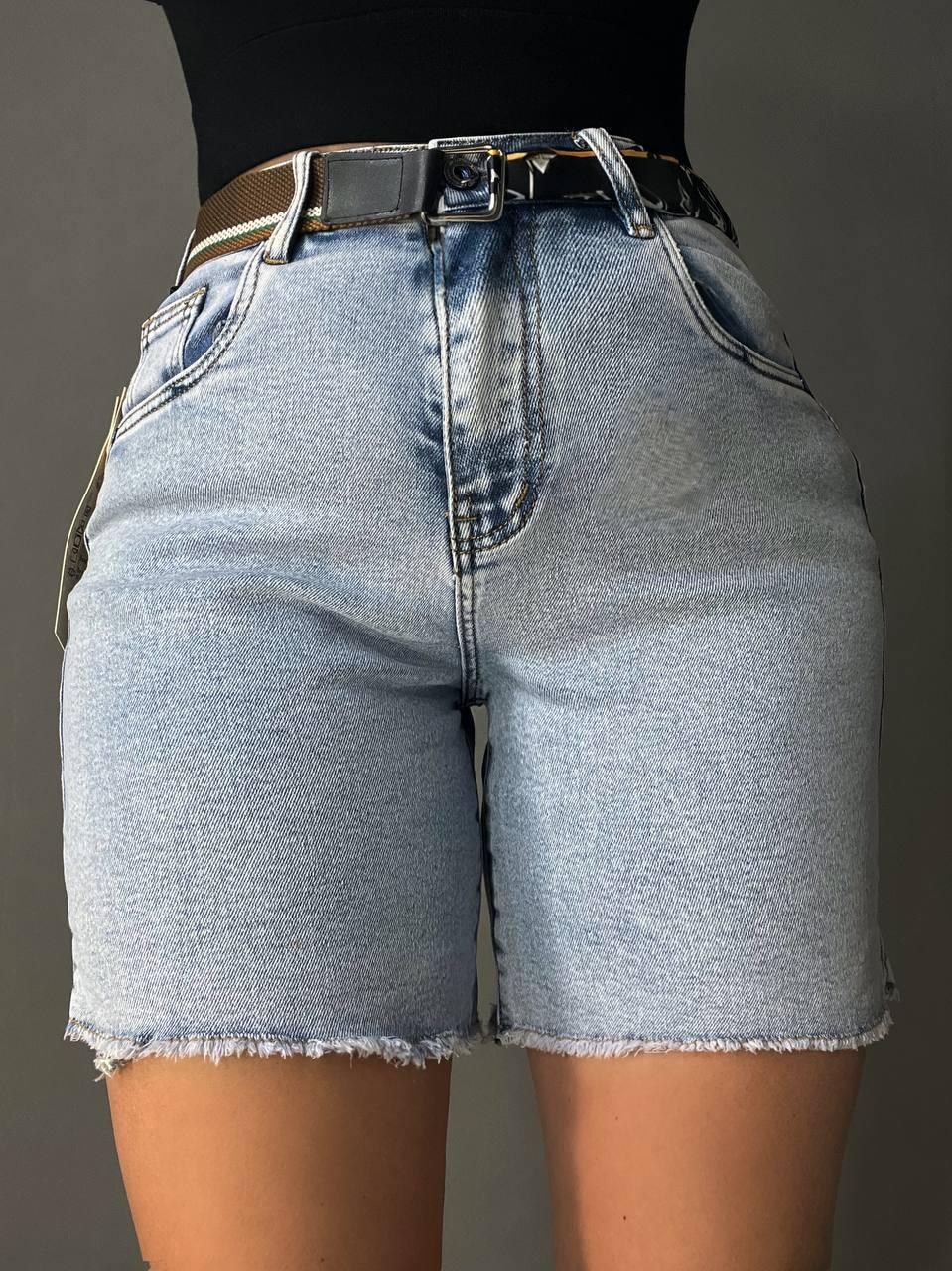 Шорты женские джинсовые Vindasion 4087 средней длины с разрезами и ремнем р. 26 Голубой (4193) - фото 3