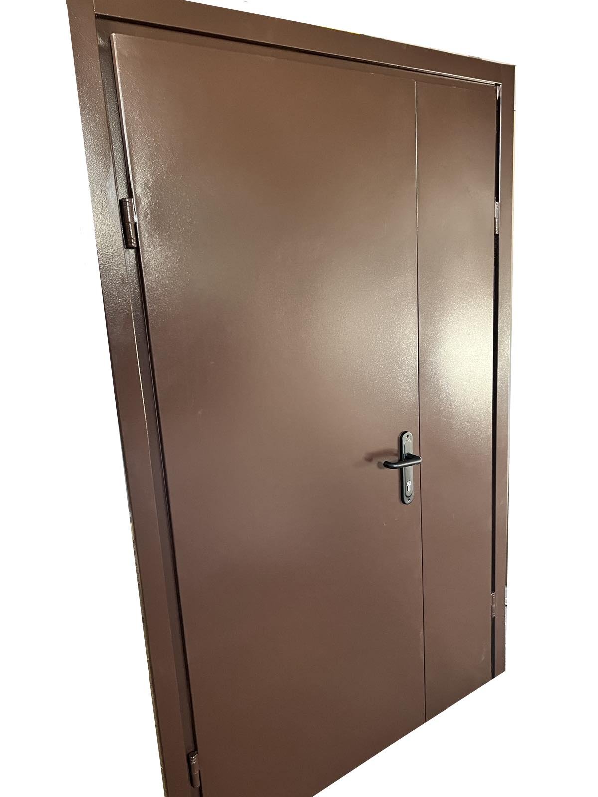 Двері вхідні технічні TEHNO DVERI ліві металеві дволистові полуторні 1300х2050 мм Ral 8017 Коричневий