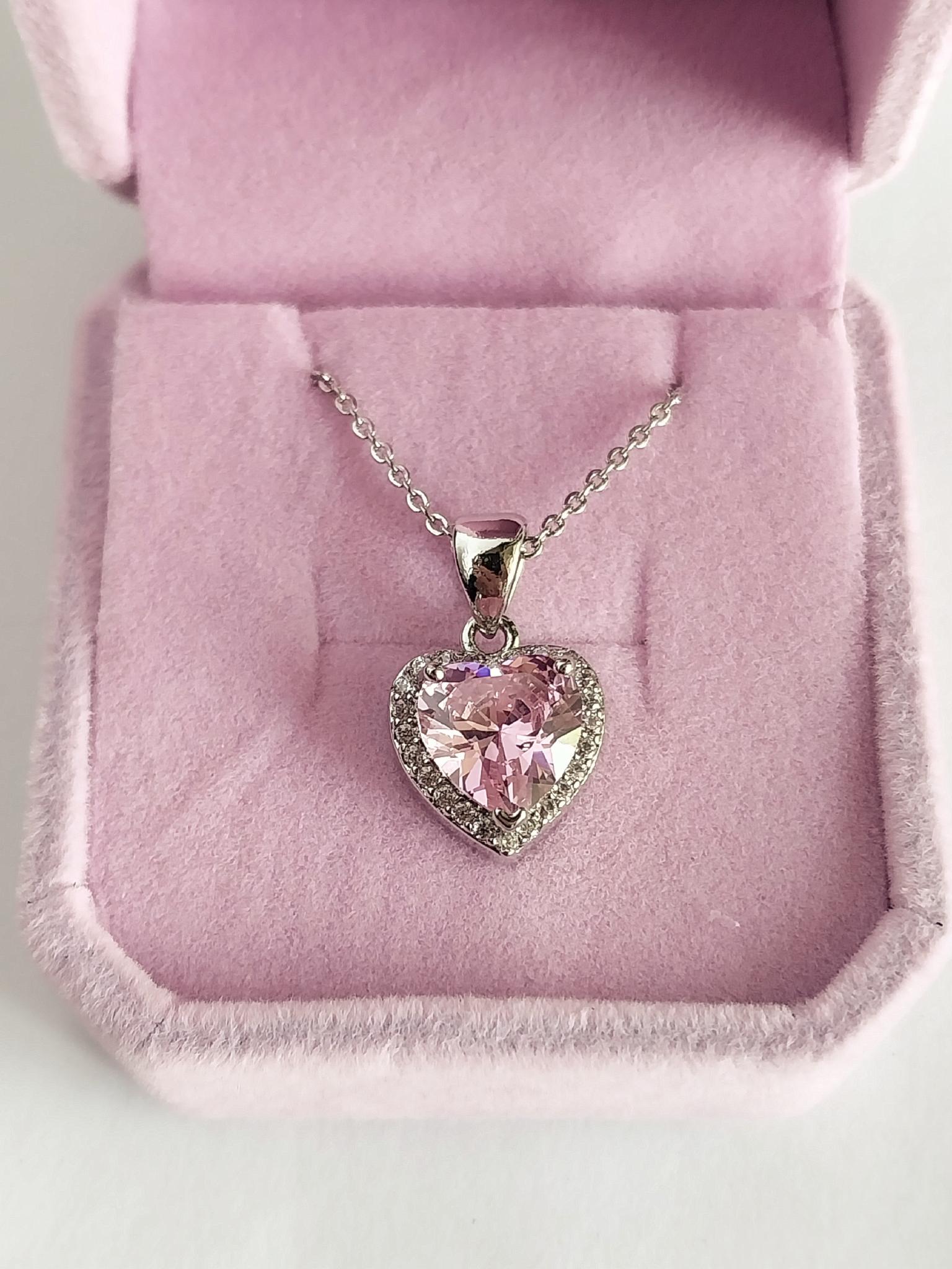 Кулон с розовым камнем циркония в форме сердца Стиль Pandora на цепочке Xuping Jewelry с серебряным покрытием В бархатной коробочке (16153)
