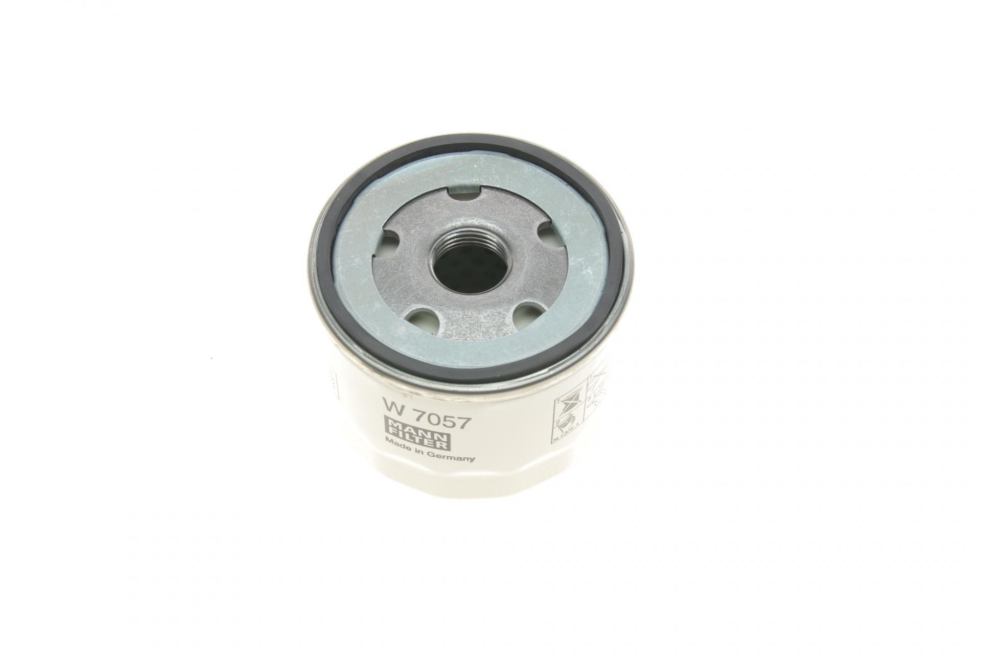 Фильтр масляный Mann-Filter для Ford Focus/Transit Connect/Tourneo Connect 1,0/1,5EcoBoost 13- (W 7057)