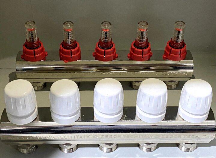 Колекторна група Zegor QS-1851 з витратомірами та євроконусам 1"х3/4" 5 виходів (13449439) - фото 5 Колекторна група Zegor QS-1851 з витратомірами та євроконусам 1"х3/4" 5 виходів (13449439) - фото 5