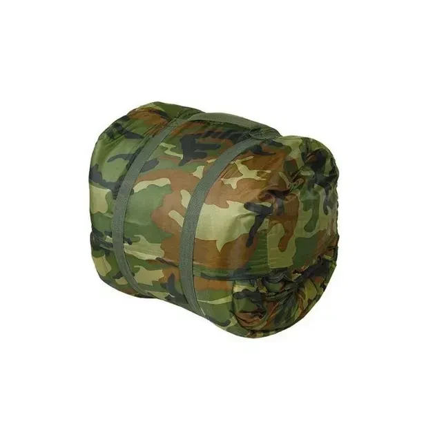 Спальний мішок демісезонний армійський Mil-Tec Pilot Sleeping Bag Woodland 0°C (14101020) - фото 4 Спальний мішок демісезонний армійський Mil-Tec Pilot Sleeping Bag Woodland 0°C (14101020) - фото 4