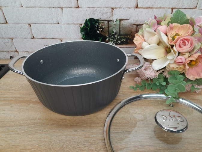 Каструля з кришкою OMS з антипригарним покриттям для газу 4 л Графіт (3118-4) - фото 2 Каструля з кришкою OMS з антипригарним покриттям для газу 4 л Графіт (3118-4) - фото 2