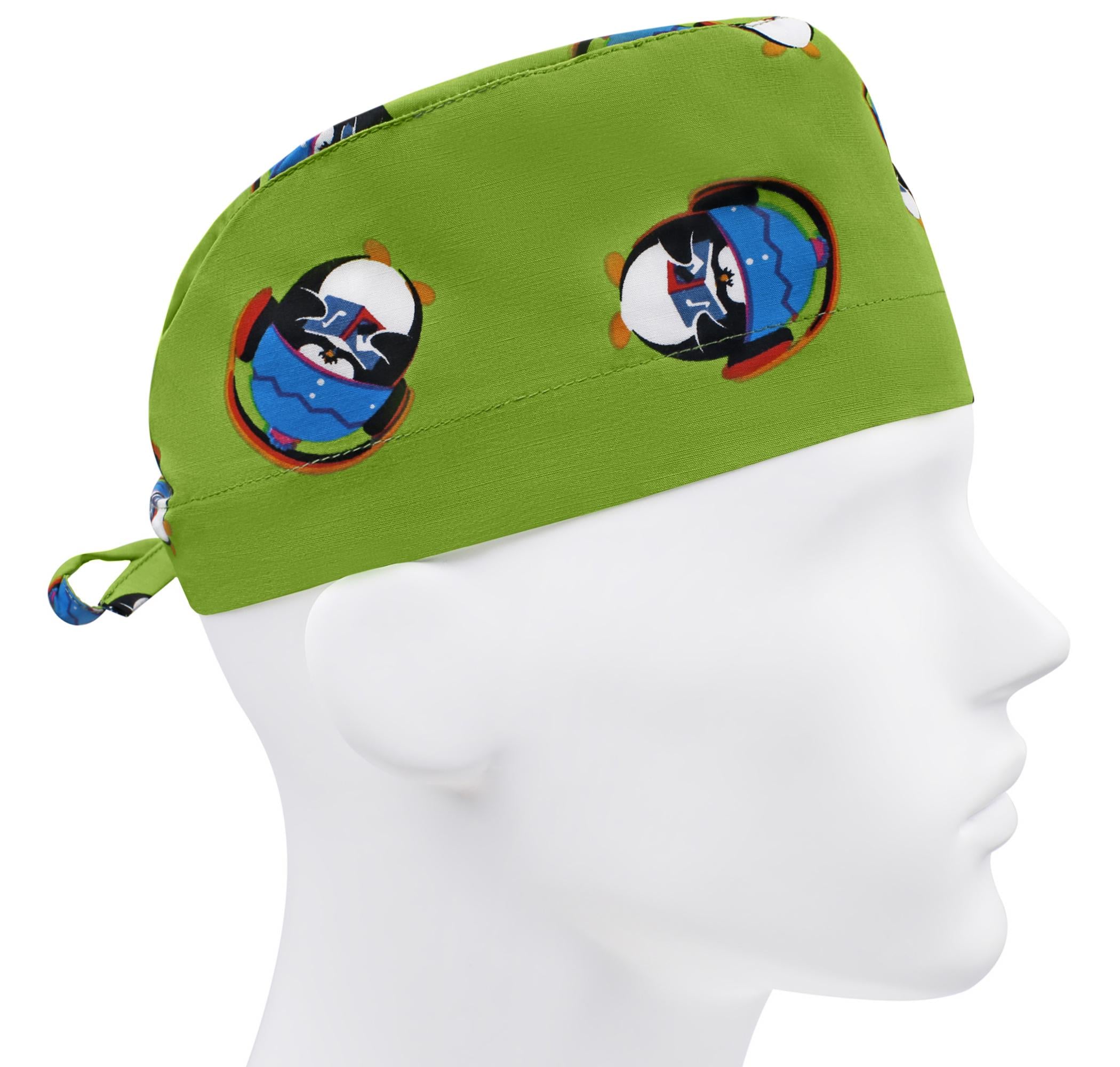 Шапочка медицинская мужская FloralScrubs Пингвины на зеленом универсальная (М007)