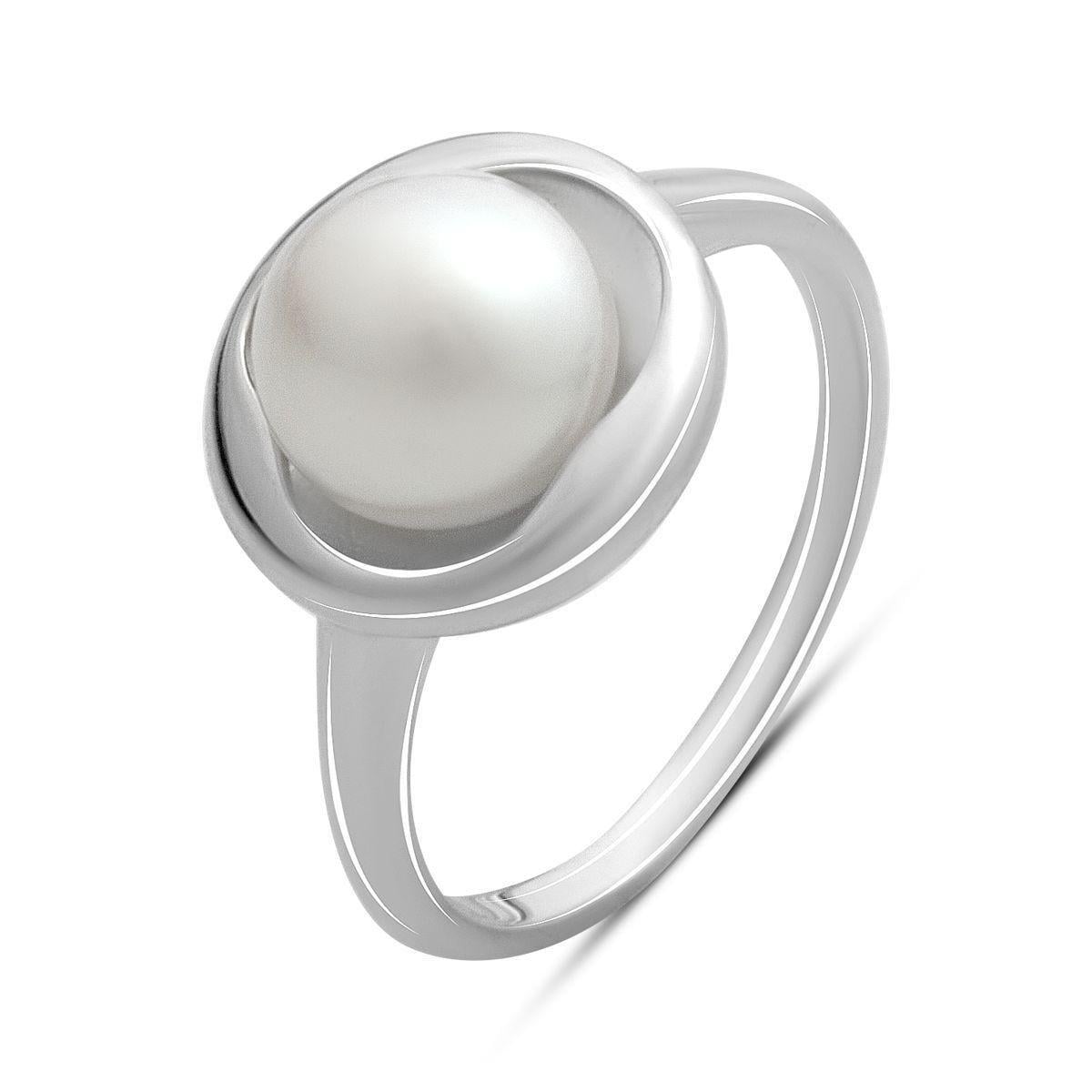 Кольцо серебряное с круглой вставкой из натурального жемчуга р. 17
