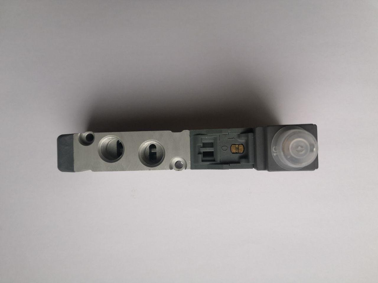 Розподільник Camozzi EN531-E16-PN3 - фото 2 Розподільник Camozzi EN531-E16-PN3 - фото 2