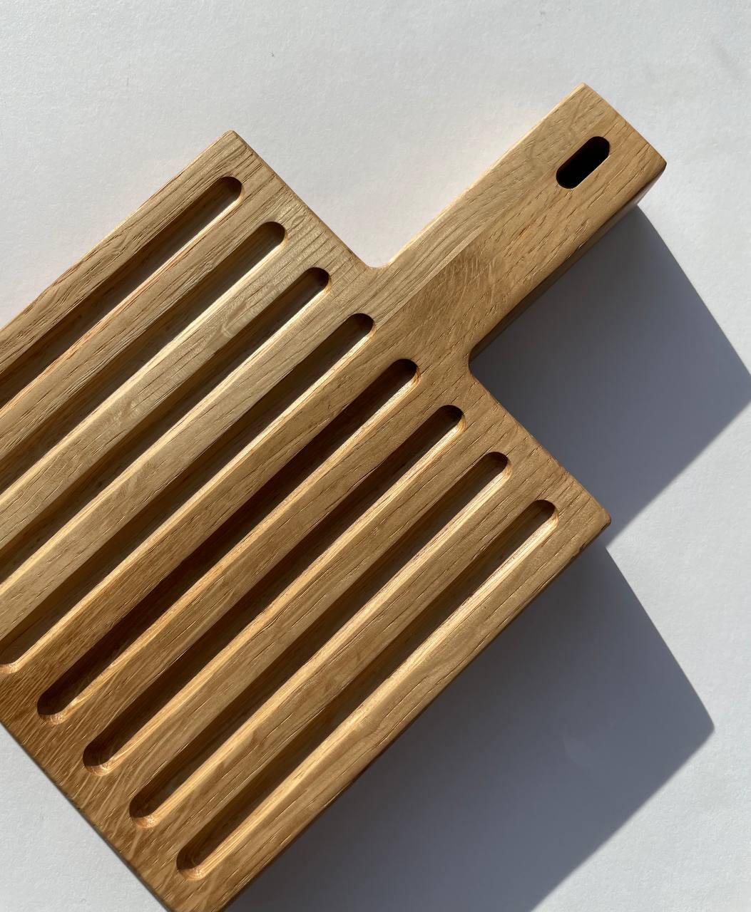 Доска деревяная с ручкой для подачи блюд 13х20 см (9230004) - фото 5 Доска деревяная с ручкой для подачи блюд 13х20 см (9230004) - фото 5