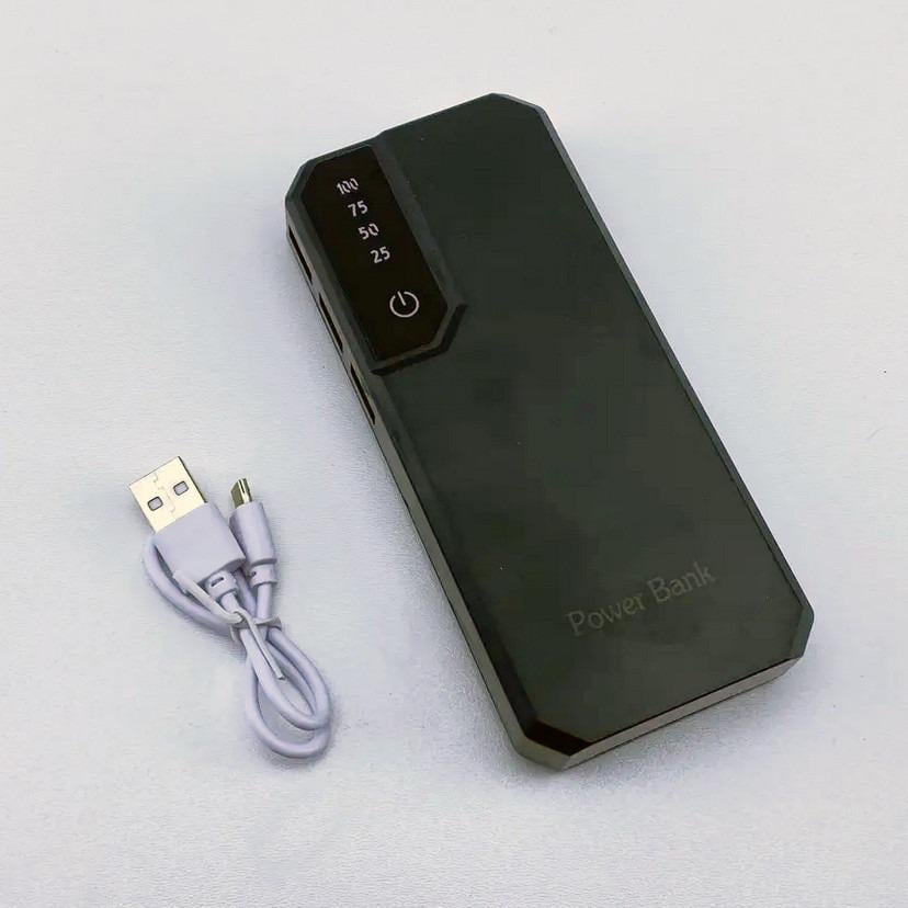 Портативна батарея Power Bank 3 USB з індикатором заряду 40000 mAh