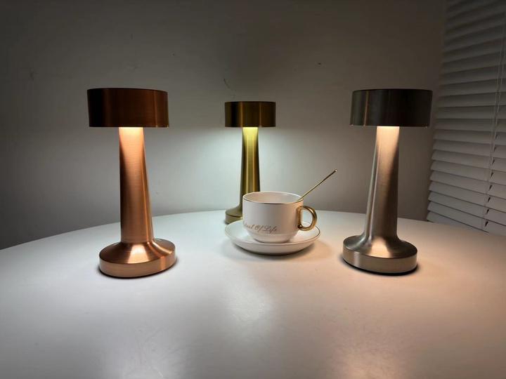 LED-лампа настольная ESLLSE DOWN LIGHT R-SENSOR-85x215 DC5V/1A-IP20 2W Silver (27814033) - фото 4 LED-лампа настольная ESLLSE DOWN LIGHT R-SENSOR-85x215 DC5V/1A-IP20 2W Silver (27814033) - фото 4