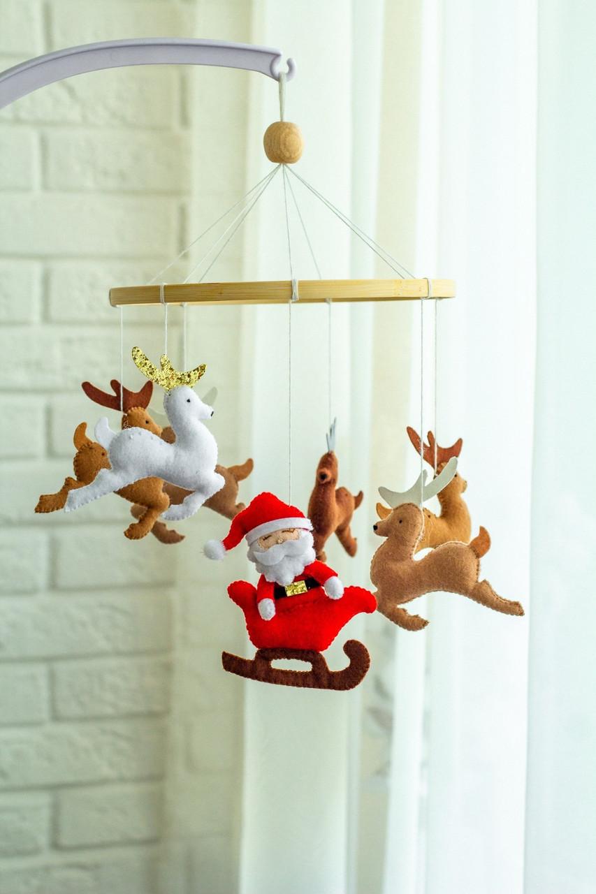 Мобиль детский WooolyWool Санта (27861260)