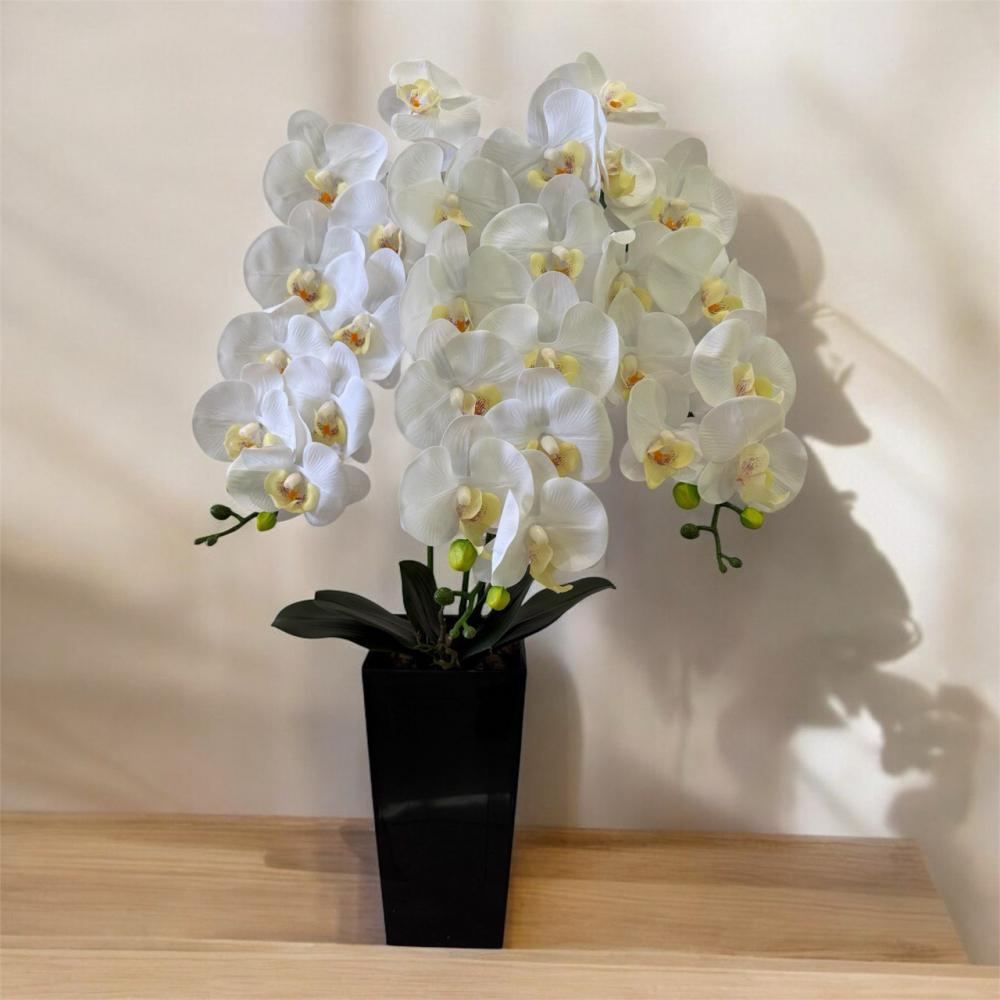 Орхідея штучна на три гілки в високому вазоні ПЛАСТМАКС Білий (O32)