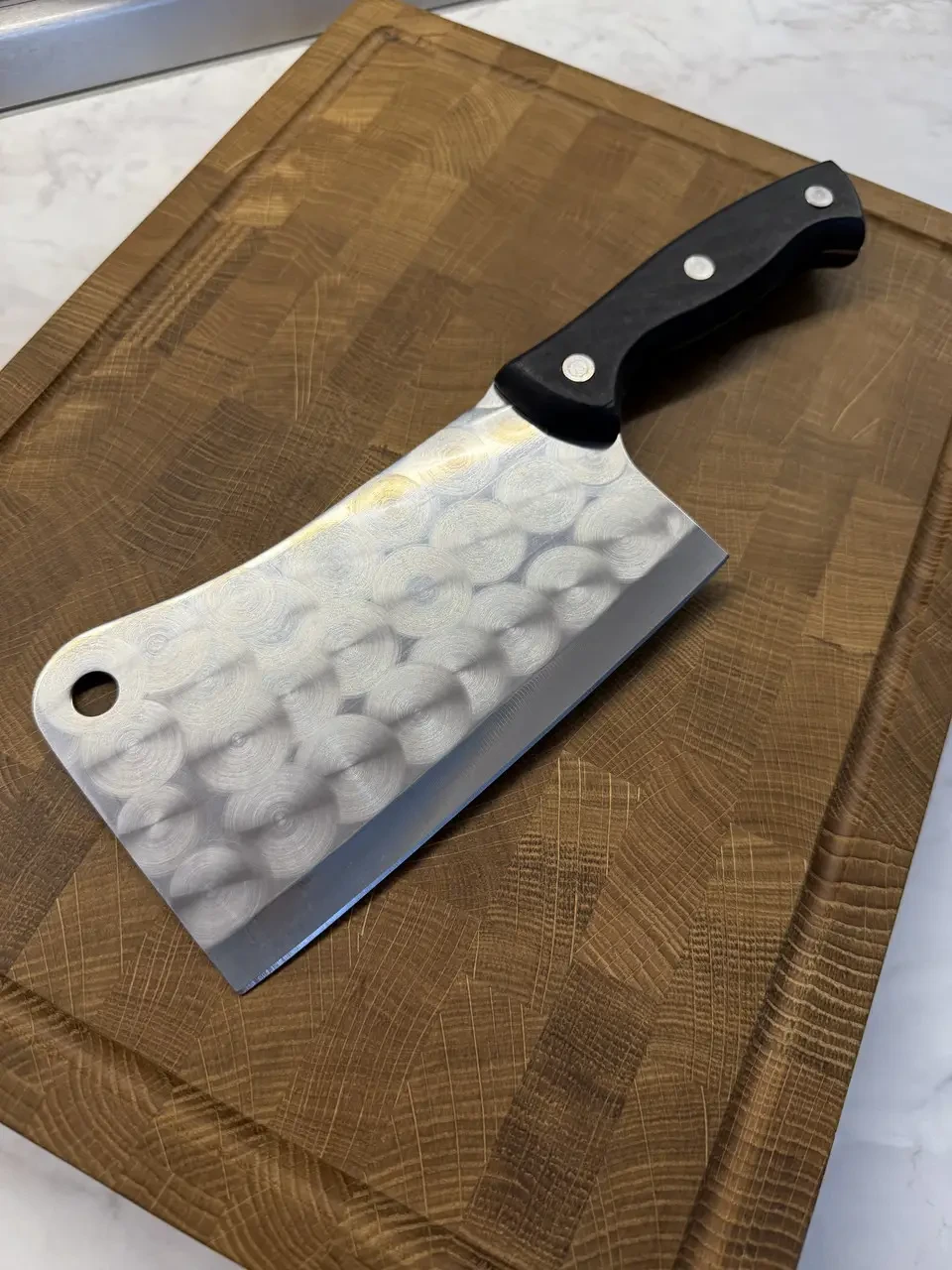 Набір кухонний Gorillas BBQ DS44 дошка обробна торцева з сокиркою Луска та ножами 5 пр. (27722375) - фото 5 Набір кухонний Gorillas BBQ DS44 дошка обробна торцева з сокиркою Луска та ножами 5 пр. (27722375) - фото 5