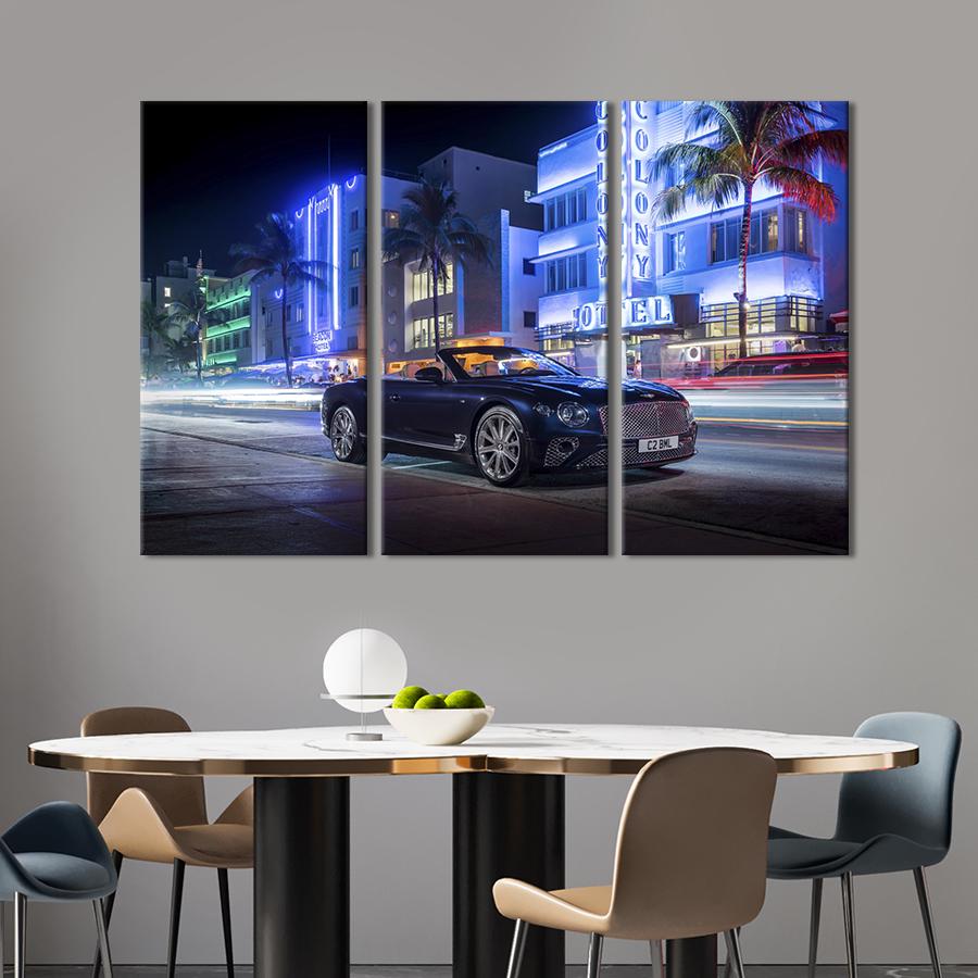 Картина на холсте триптих Бэнтли на ночной улице 156x100 см (1290-31)