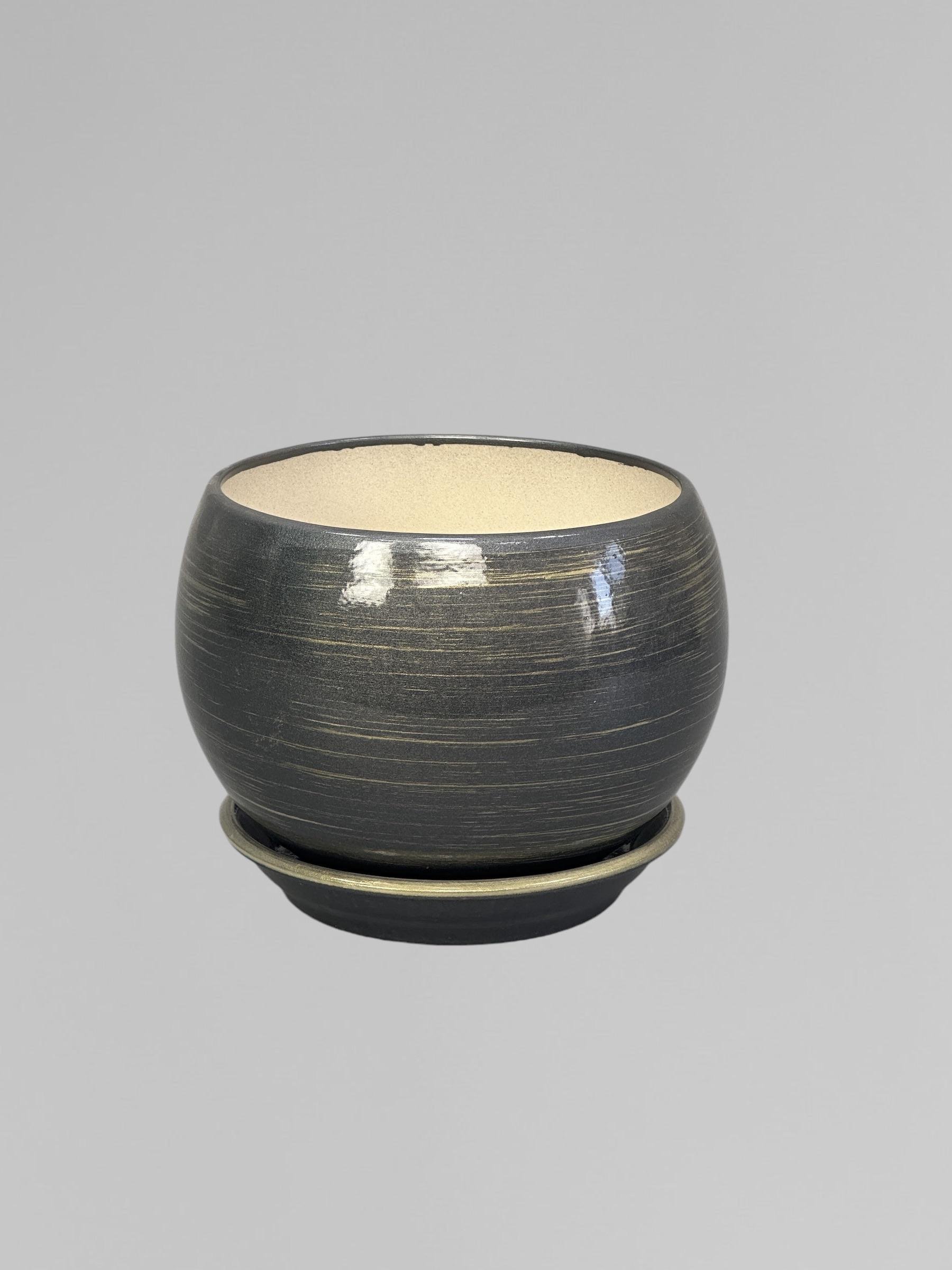 Горшок для цветов керамический Шар глянец 1,4 л Серый с золотыми полосками (Г01007)