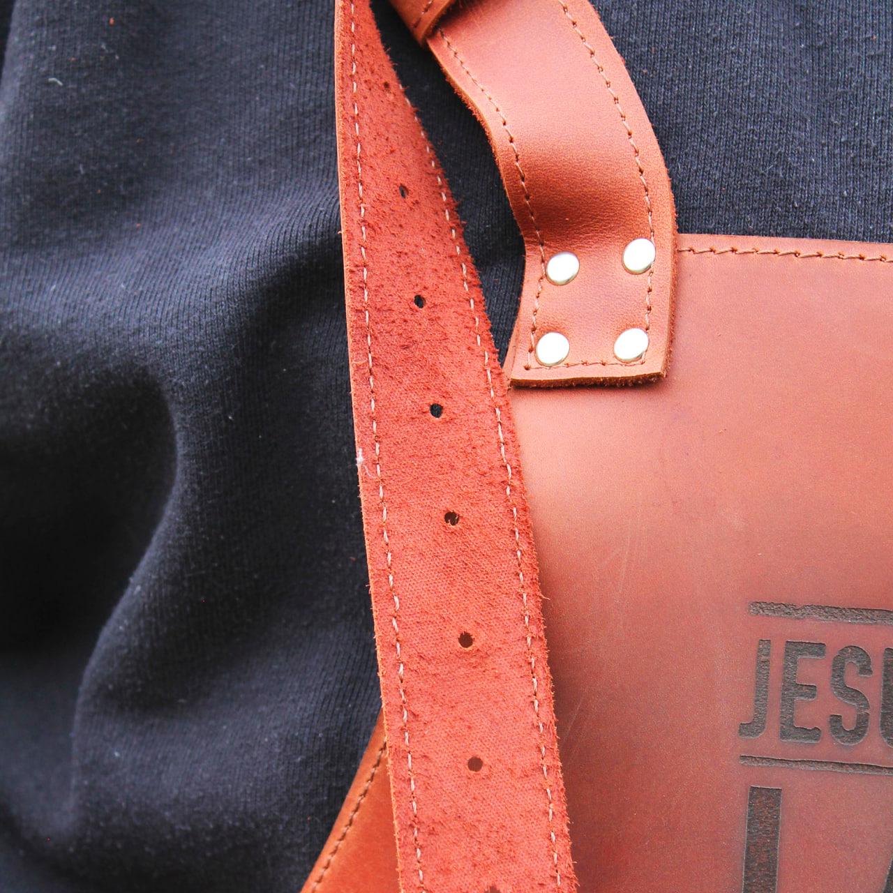 Фартук для гриля из натуральной кожи с гравировкой 2 мм (SP00403) - фото 8 Фартук для гриля из натуральной кожи с гравировкой 2 мм (SP00403) - фото 8