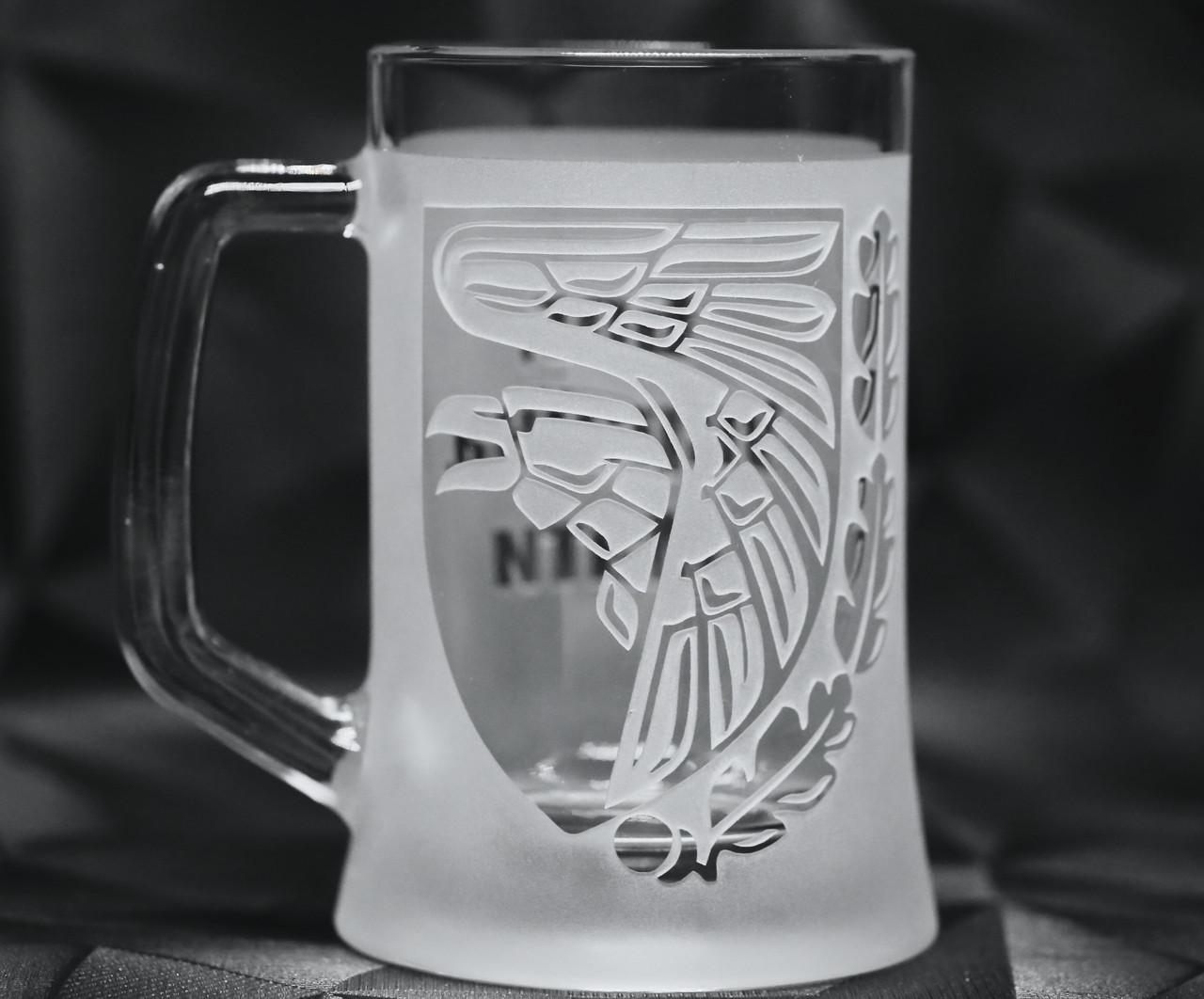 Подарунковий келих для пива з гравіюванням шеврона 93 механизированная бригада «Холодный Яр» 670 мл (2351267665) Подарунковий келих для пива з гравіюванням шеврона 93 механизированная бригада «Холодный Яр» 670 мл (2351267665)