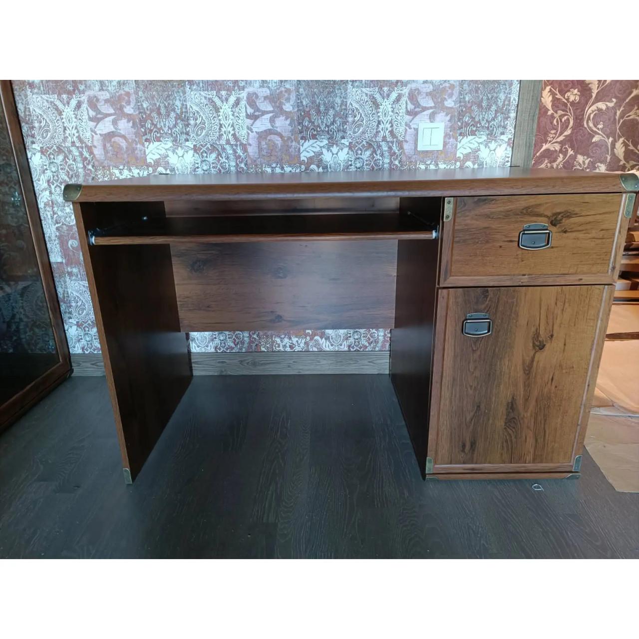 Компьютерный стол ВМК БРВ Индиана JBIU1D1S/120 Дуб шутер (GRB-1612) - фото 2 Компьютерный стол ВМК БРВ Индиана JBIU1D1S/120 Дуб шутер (GRB-1612) - фото 2