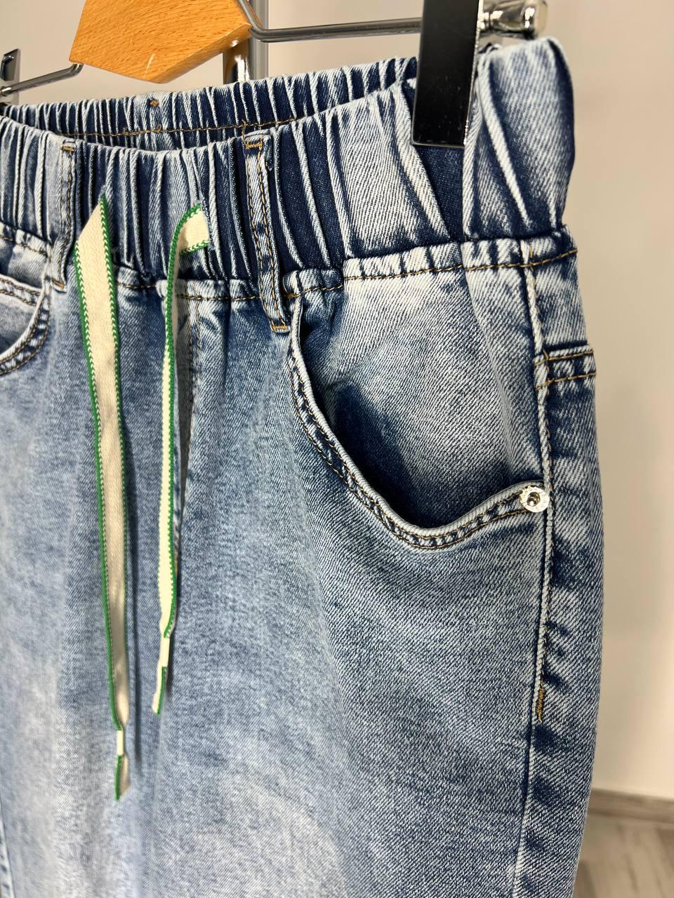 Джинси жіночі Vanver 8083 Mom jeans резинка шнурок на талії стрейчеві банани р. 36 Блакитний (3629) - фото 3 Джинси жіночі Vanver 8083 Mom jeans резинка шнурок на талії стрейчеві банани р. 36 Блакитний (3629) - фото 3