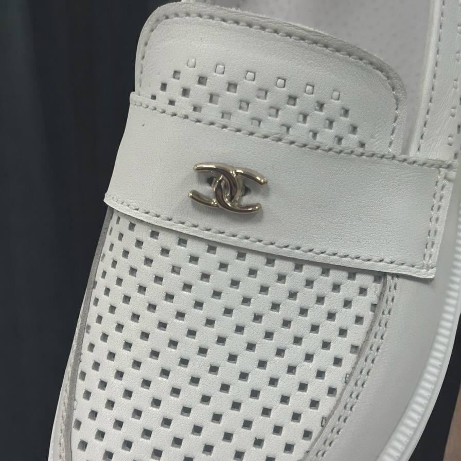 Лофери жіночі шкіряні літні з перфорацією р. 36 Білий (26813220) - фото 5 Лофери жіночі шкіряні літні з перфорацією р. 36 Білий (26813220) - фото 5