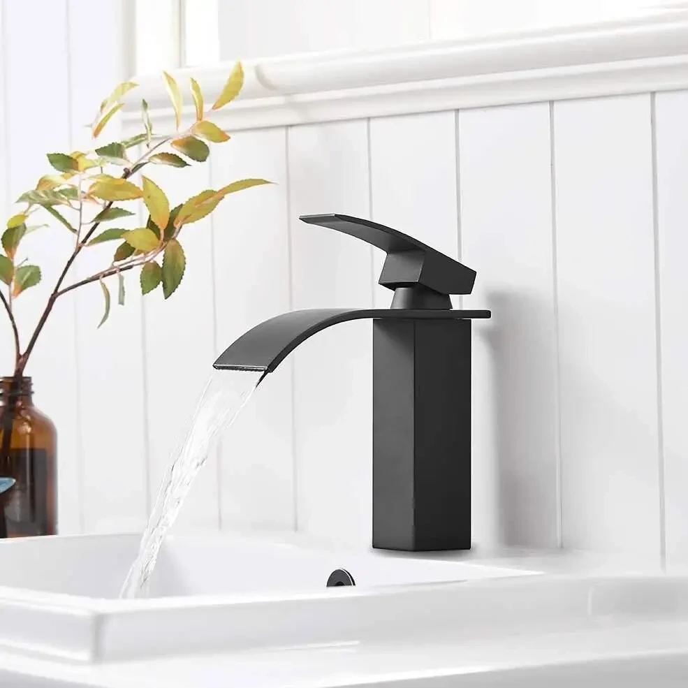 Змішувач Falcon для умивальника Чорний (B0253) - фото 4