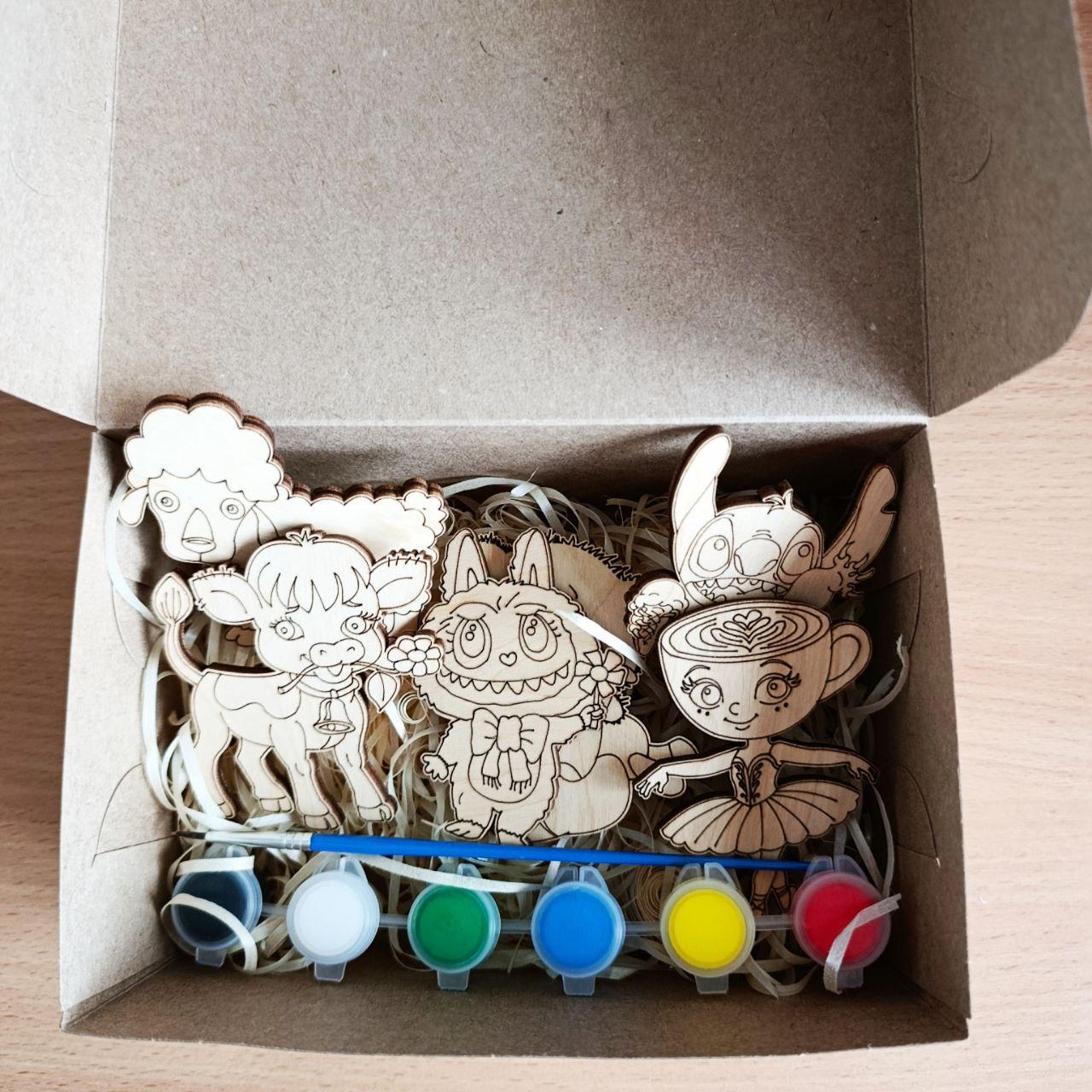 Подарочный бокс с развивающими игрушками (ar310)