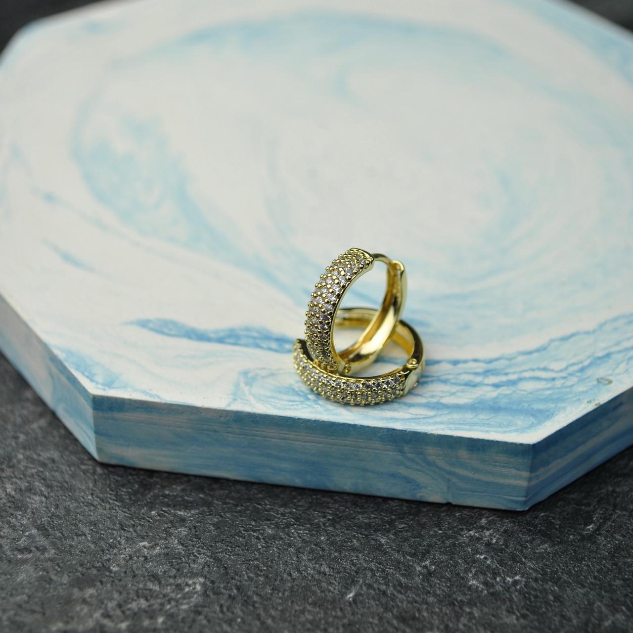 Сережки кольца с фианитами медицинская сталь позолота (x166-3) - фото 4 Сережки кольца с фианитами медицинская сталь позолота (x166-3) - фото 4