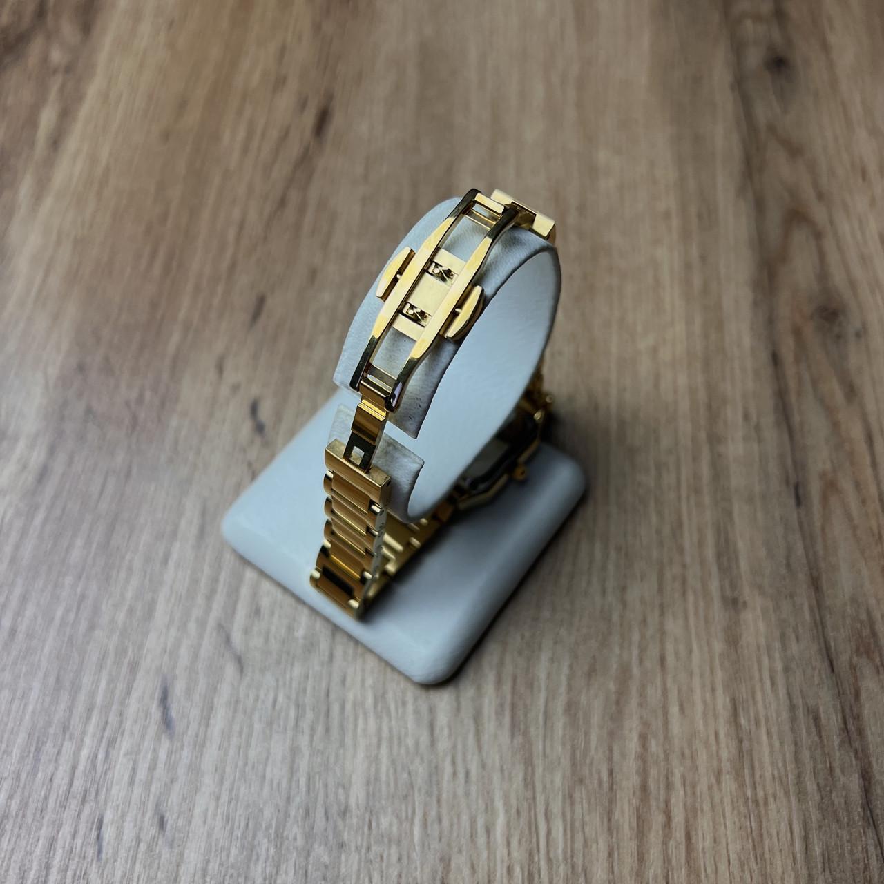 Годинник жіночий металевий Skmei Золотистий (z067-3) - фото 5 Годинник жіночий металевий Skmei Золотистий (z067-3) - фото 5