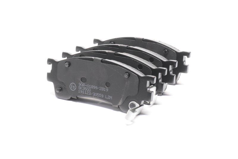 Тормозные колодки дисковые LPR Mazda 626 передние (05P559)