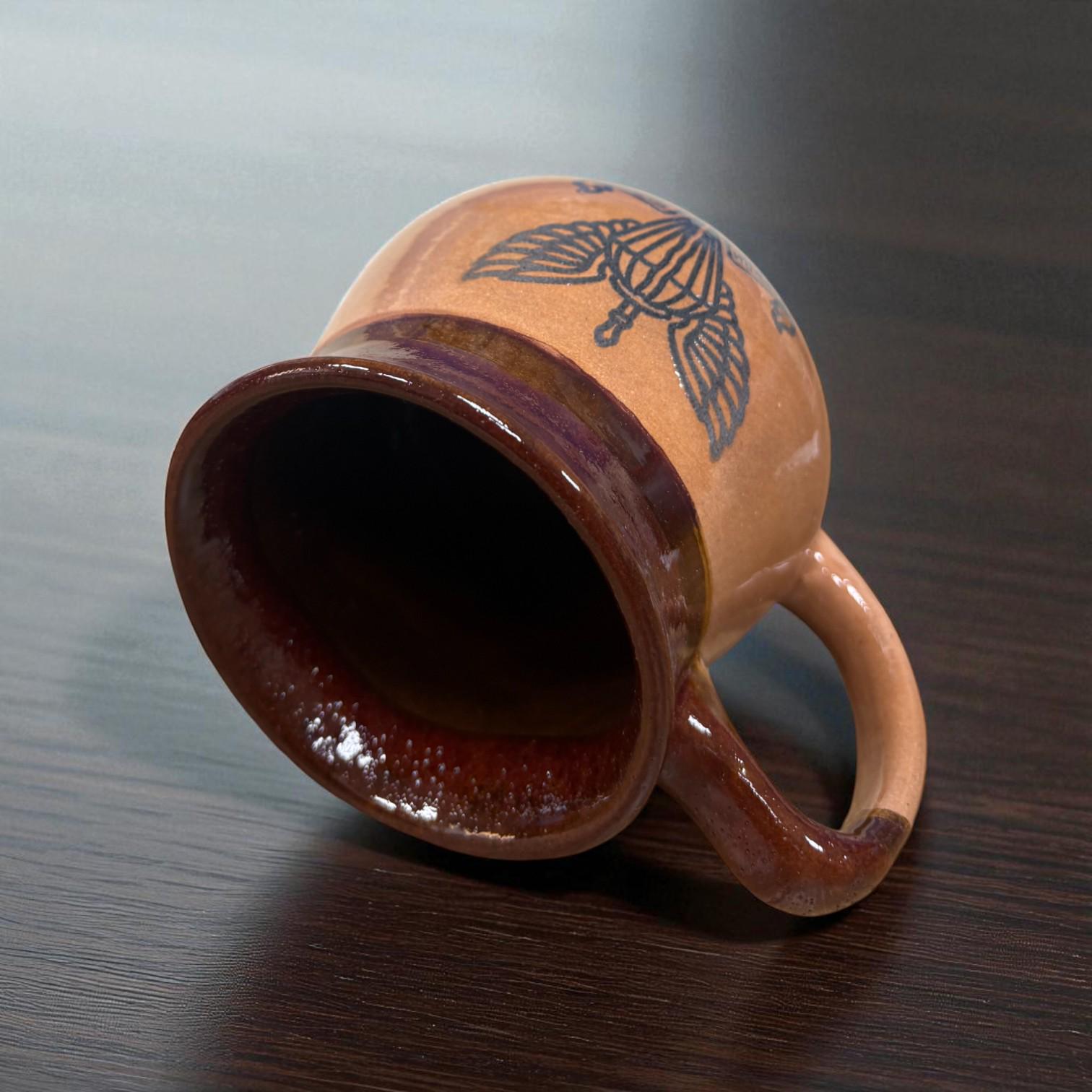 Чашка ДШВ ручная работа 450 мл Красный (28926817) - фото 5 Чашка ДШВ ручная работа 450 мл Красный (28926817) - фото 5