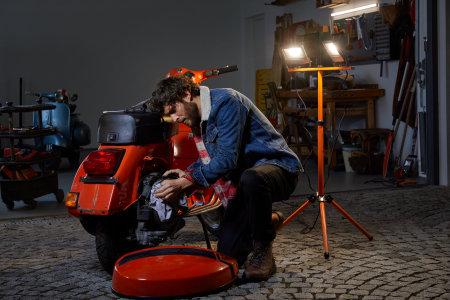 Прожектор Osram Worklight Tripod LED 2x20W 220V 3400lm 4000K 1700x780x680 мм IP65 со штативом (4099854572173) - фото 5 Прожектор Osram Worklight Tripod LED 2x20W 220V 3400lm 4000K 1700x780x680 мм IP65 со штативом (4099854572173) - фото 5