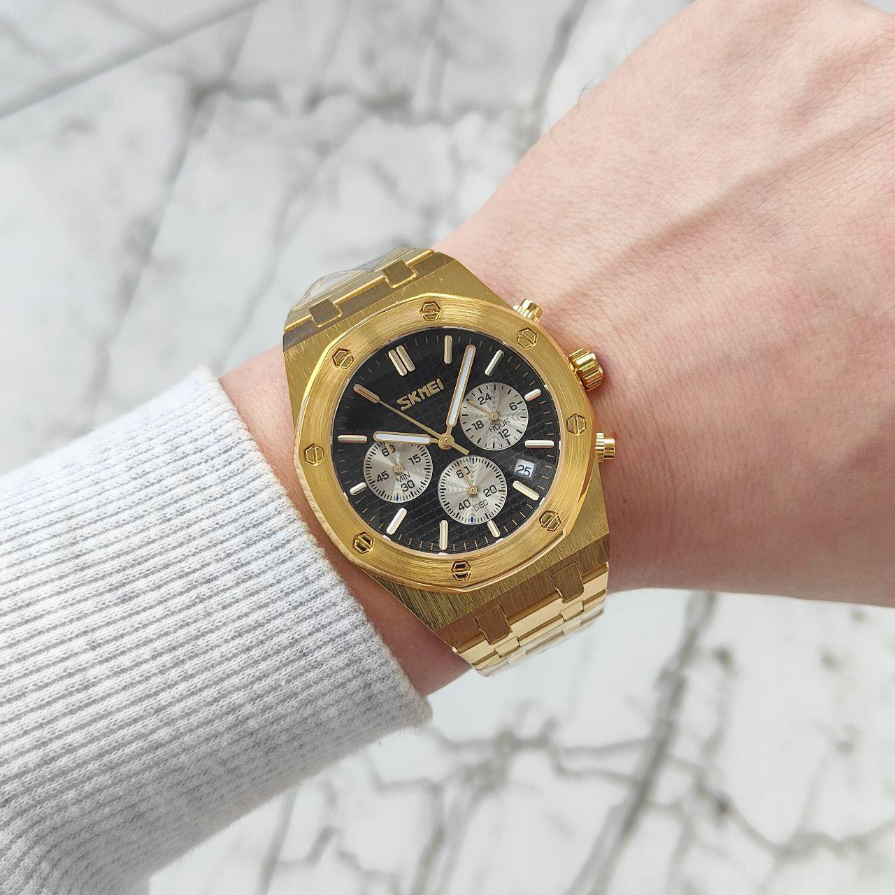 Наручний годинник чоловічий Skmei 9296 кварцевий Gold/Black - фото 3 Наручний годинник чоловічий Skmei 9296 кварцевий Gold/Black - фото 3