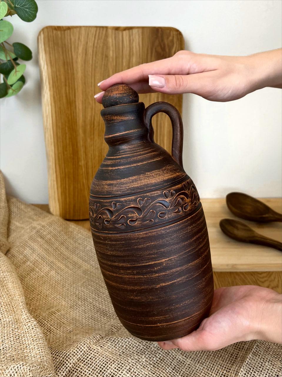 Штоф керамічний керамічний різьблений з ручкою декор 1,5 л (3000-41) - фото 5