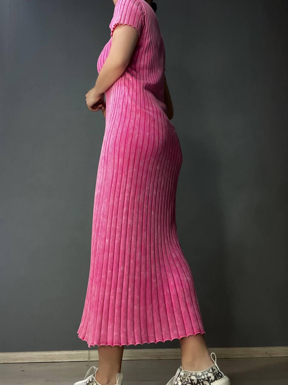 Платье женское Fashion 3042 длинная трапеция трикотажное в рубчик OS Розовый (26404735) - фото 9 Платье женское Fashion 3042 длинная трапеция трикотажное в рубчик OS Розовый (26404735) - фото 9