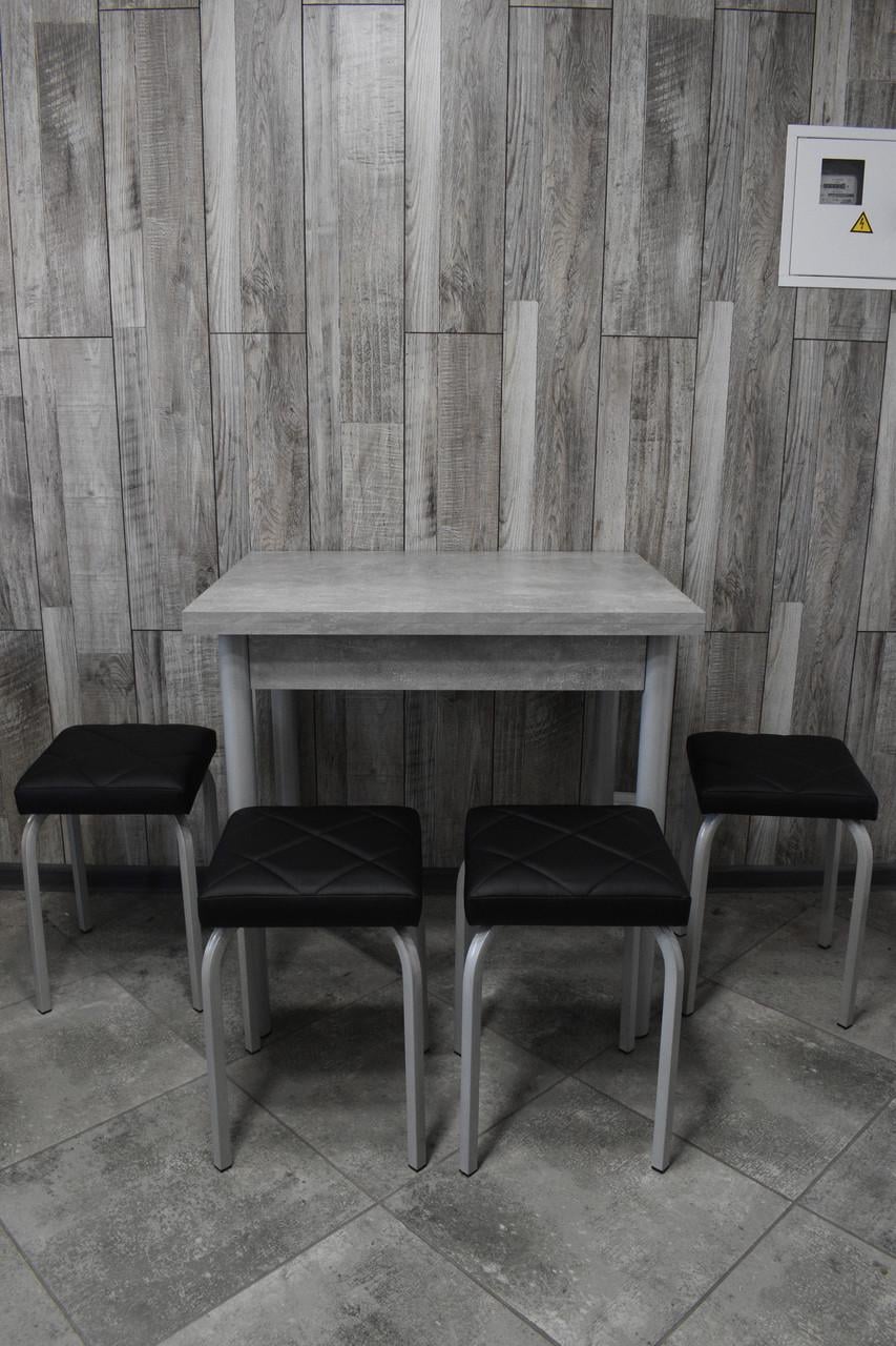 Кухонний комплект Оскар стіл розкладний/табурети 4 шт. Tutti Lux 60х80/80х120х75 см Бетон Світлий/Чорний (28375005)