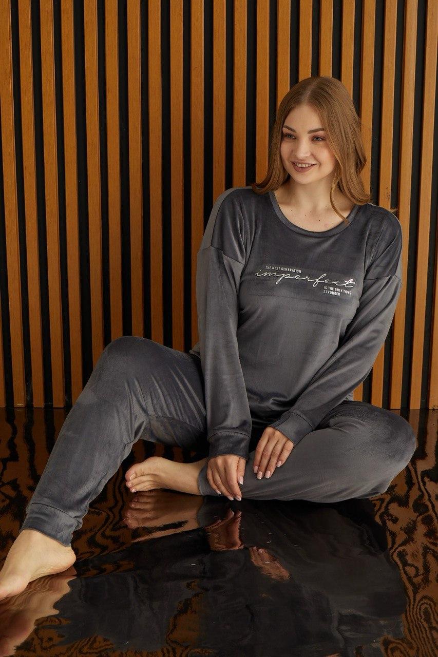 Пижама-костюм женская из велюра 5XL Графит (PJ4220-10) - фото 7 Пижама-костюм женская из велюра 5XL Графит (PJ4220-10) - фото 7