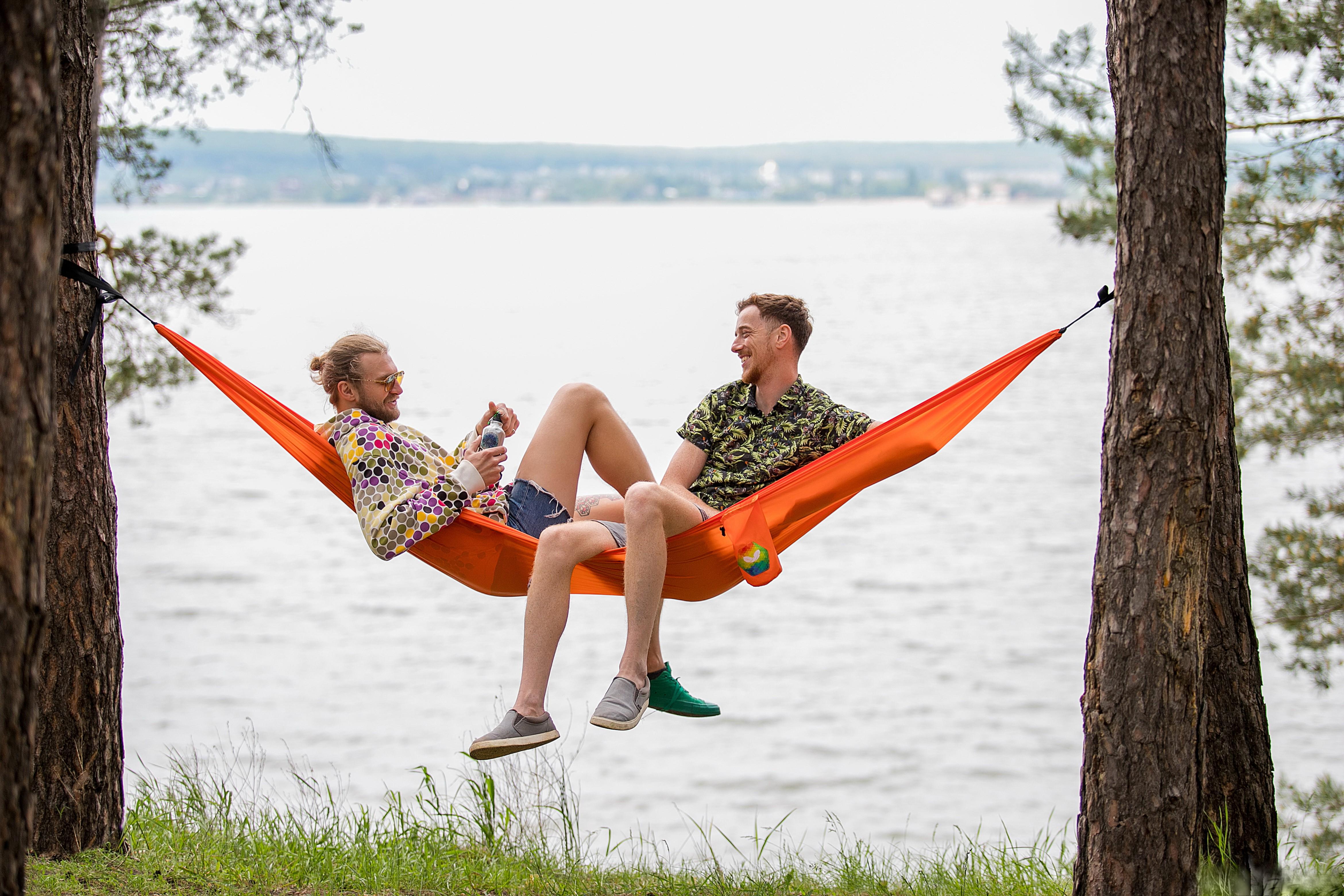 Гамак подвесной двухместный/туристический Eco на 180 кг с чехлом и креплениями 300х145 Оранжевый - фото 5 Гамак подвесной двухместный/туристический Eco на 180 кг с чехлом и креплениями 300х145 Оранжевый - фото 5