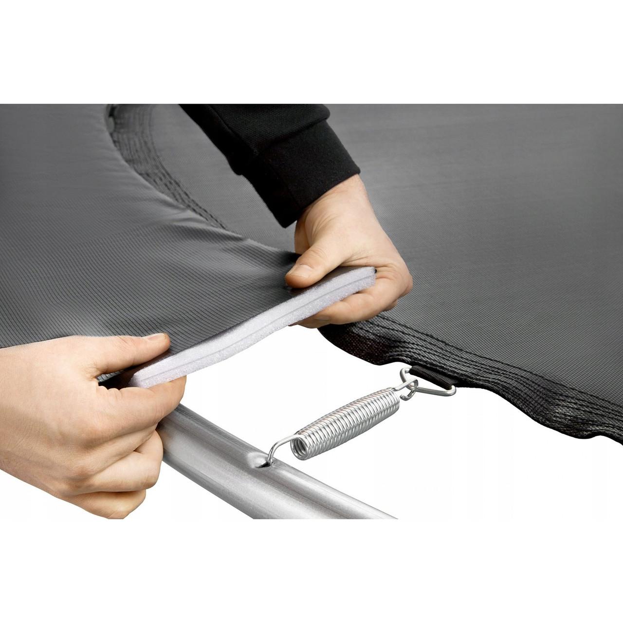 Батут із зовнішньою сіткою 4FIZJO 4FJ0305 Classic 8FT 252 см Black/Pink - фото 5 Батут із зовнішньою сіткою 4FIZJO 4FJ0305 Classic 8FT 252 см Black/Pink - фото 5